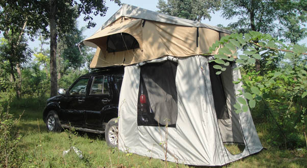 Roof top tent changing room